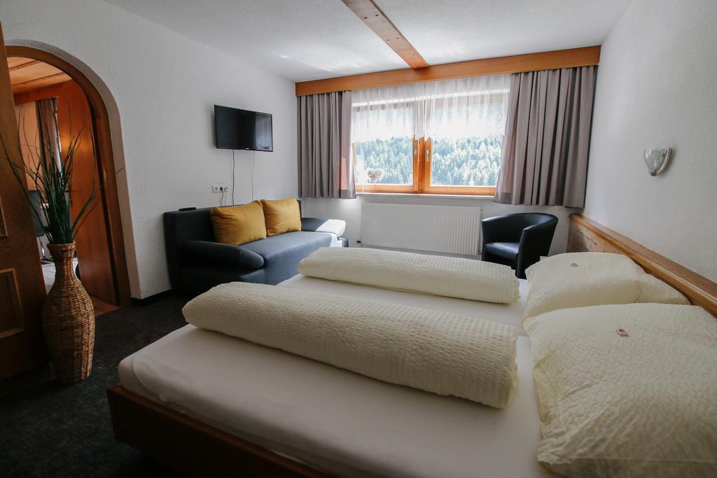 Hotel Tia Apart Kaunertal Pokój zdjęcie